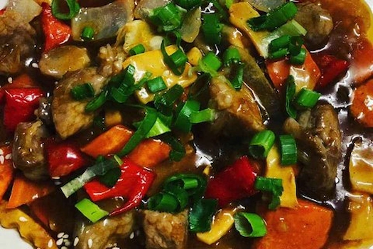 Porc sichuan aromat si usor picant