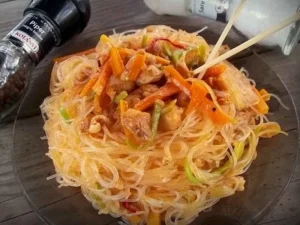 Noodles cu rata