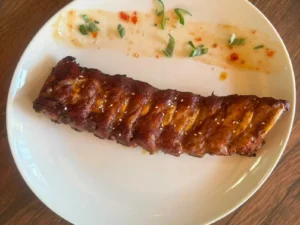 Coaste BBQ ale restaurantului Wokul Mafic